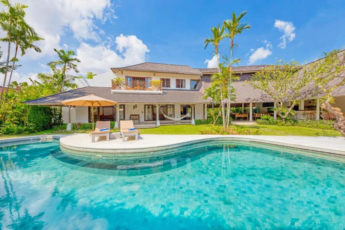 Manhattan - Luxurious 4 Bdr Villa, Huge Pool Seminyak (Bali)
