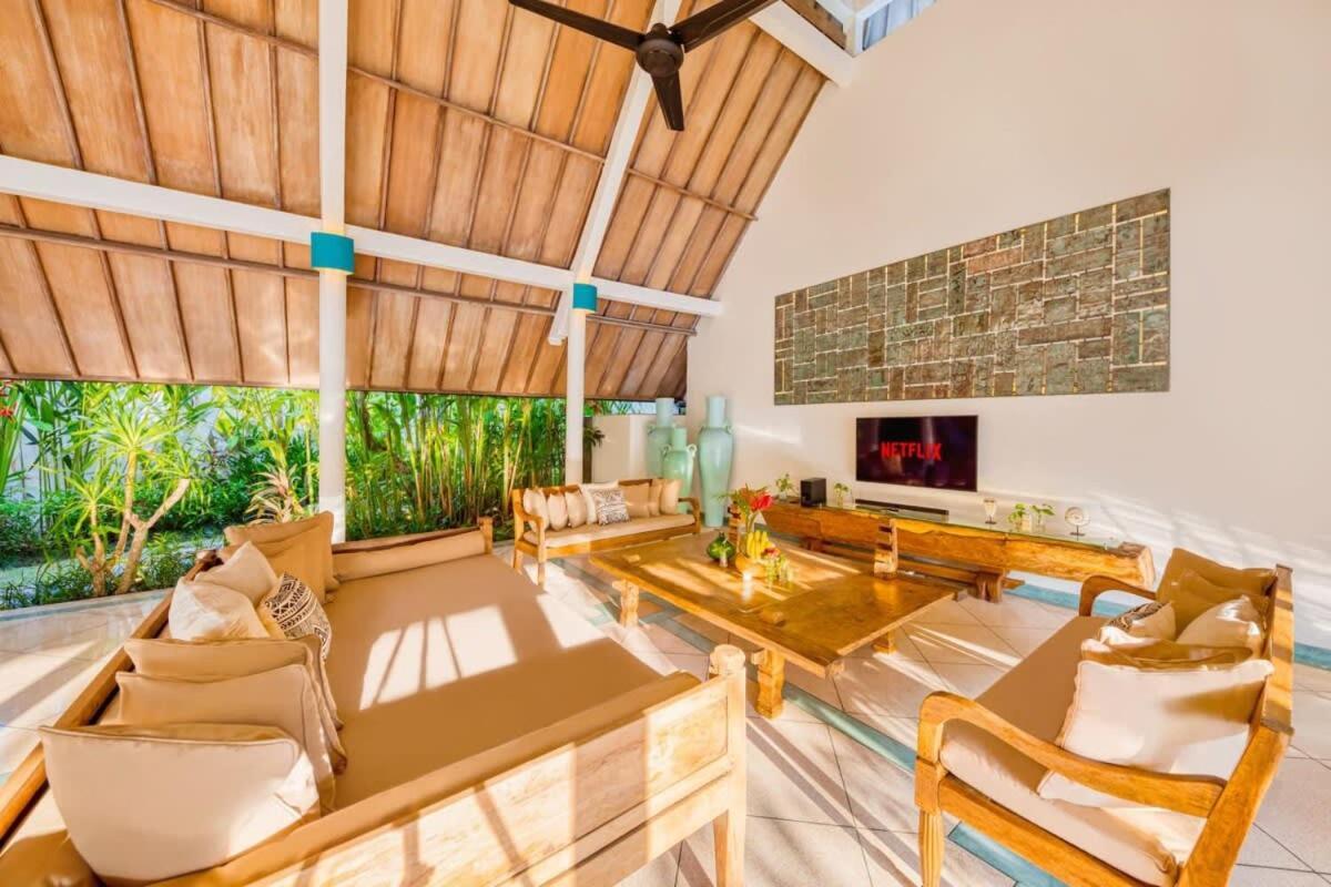 Villa Manhattan - Luxurious 4 Bdr Villa, Huge Pool Seminyak (Bali)