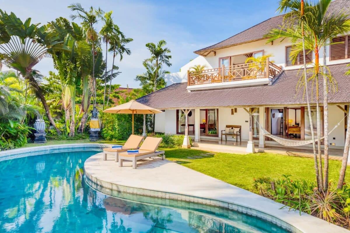 Manhattan - Luxurious 4 Bdr Villa, Huge Pool * Seminyak (Bali)