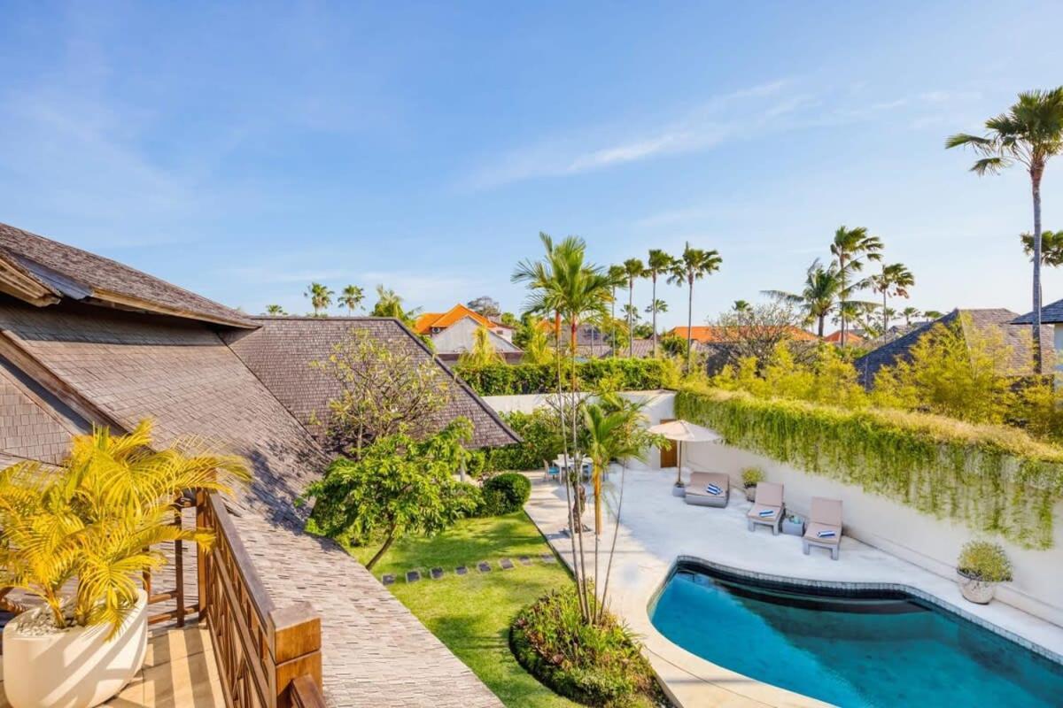Villa Manhattan - Luxurious 4 Bdr Villa, Huge Pool *