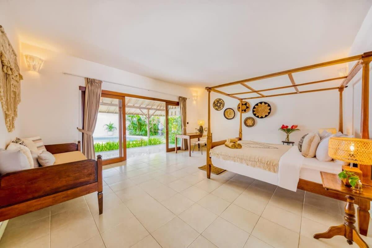 Villa Manhattan - Luxurious 4 Bdr Villa, Huge Pool Seminyak (Bali)